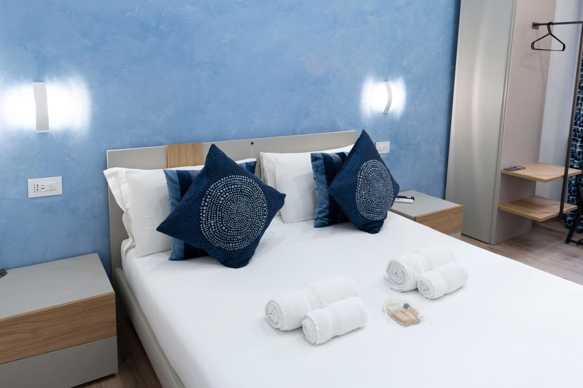 Catone Luxury Rooms Rome Exterior photo