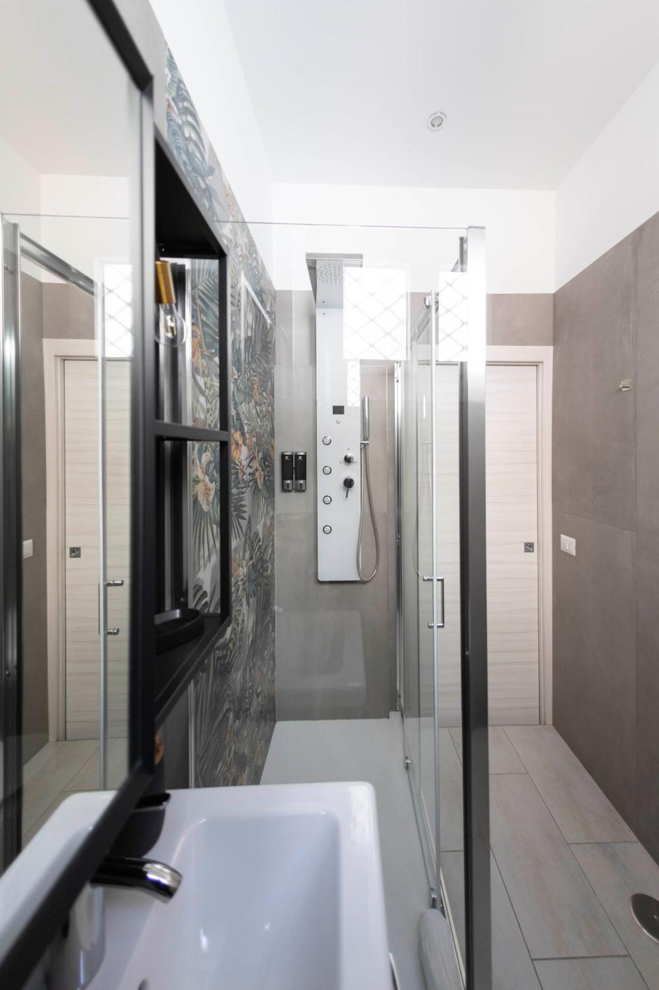 Catone Luxury Rooms Rome Exterior photo